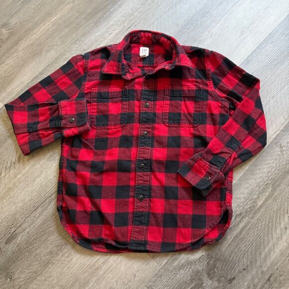 GAP Buffalo Plaid Flannel Button Down Boys Medium Red Black - Picture 3 of 5